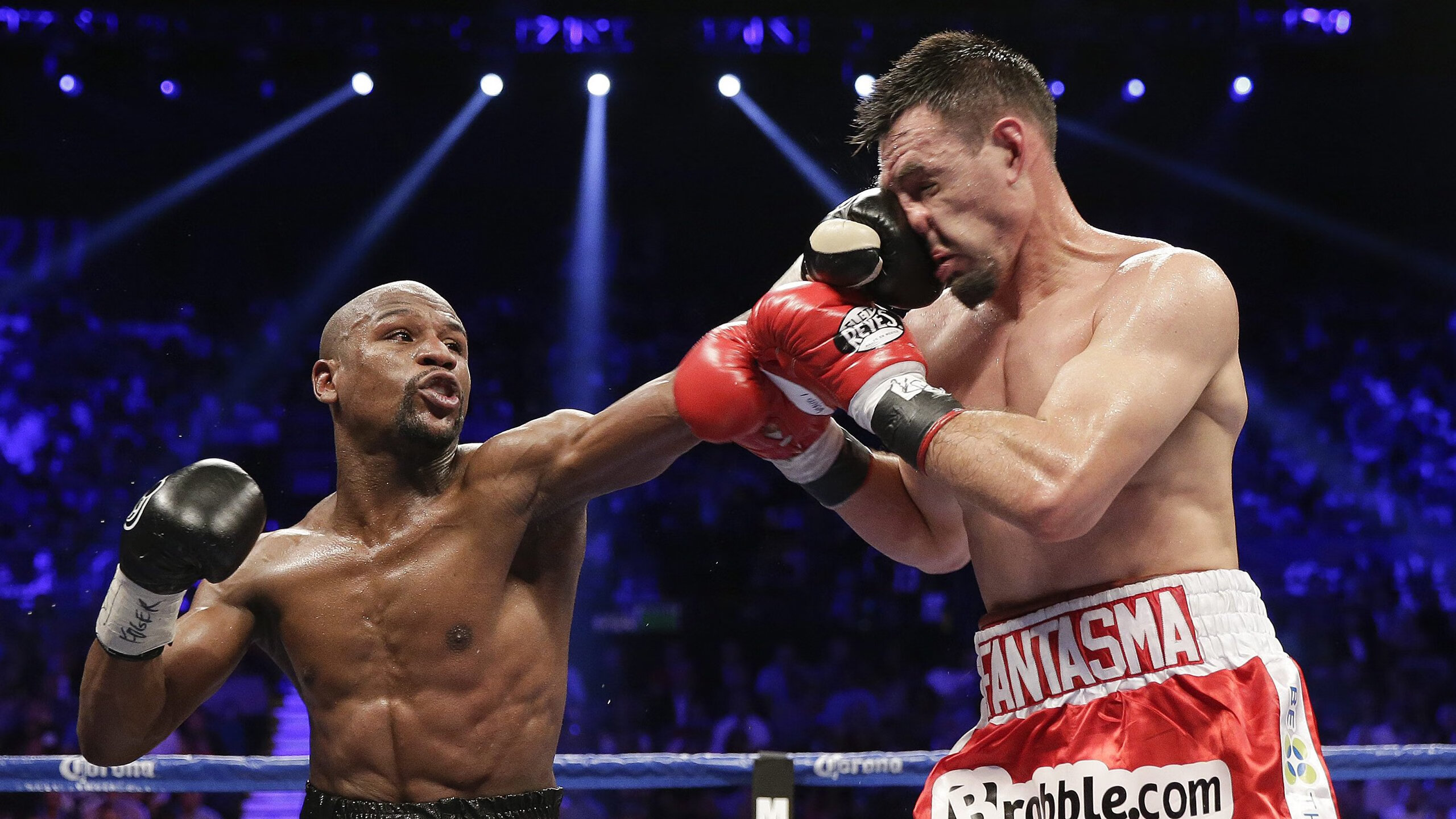 赫塔菲积极压迫扰乱对方组织，赫塔菲老板