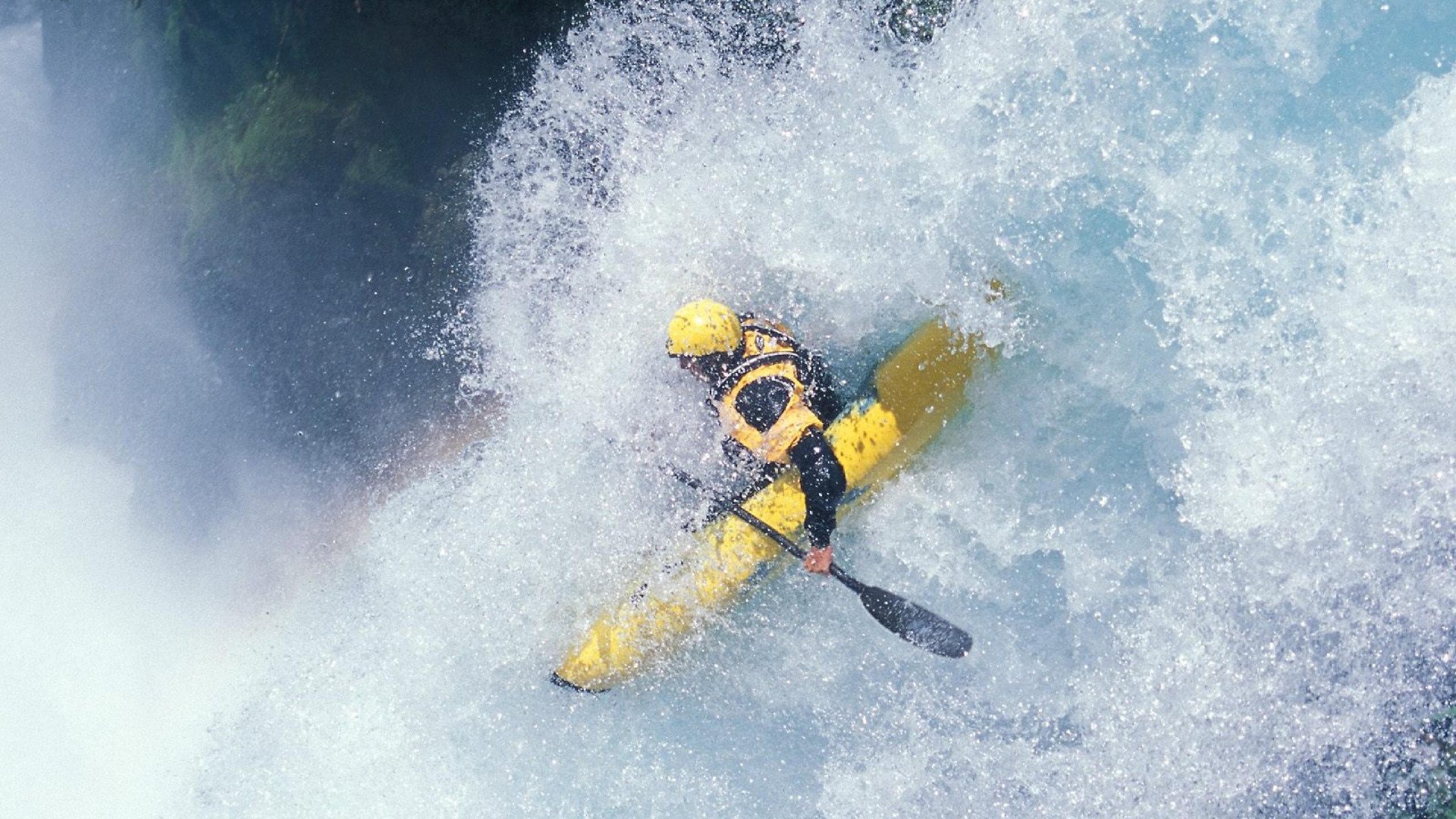 国足新帅邵佳一用人大胆，三大新星被提拔，邵佳一德甲